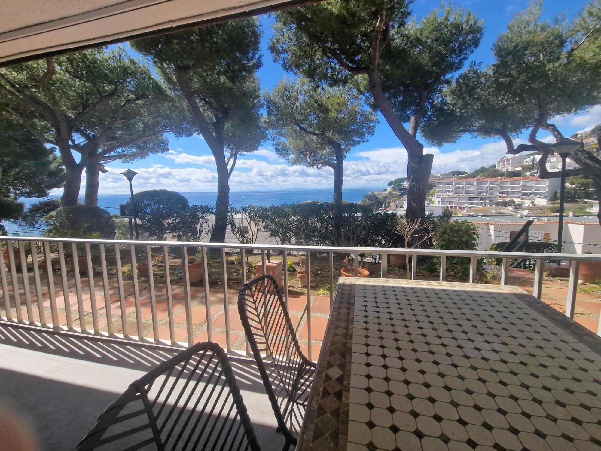 Bernie Apartment Roses Bagian luar foto